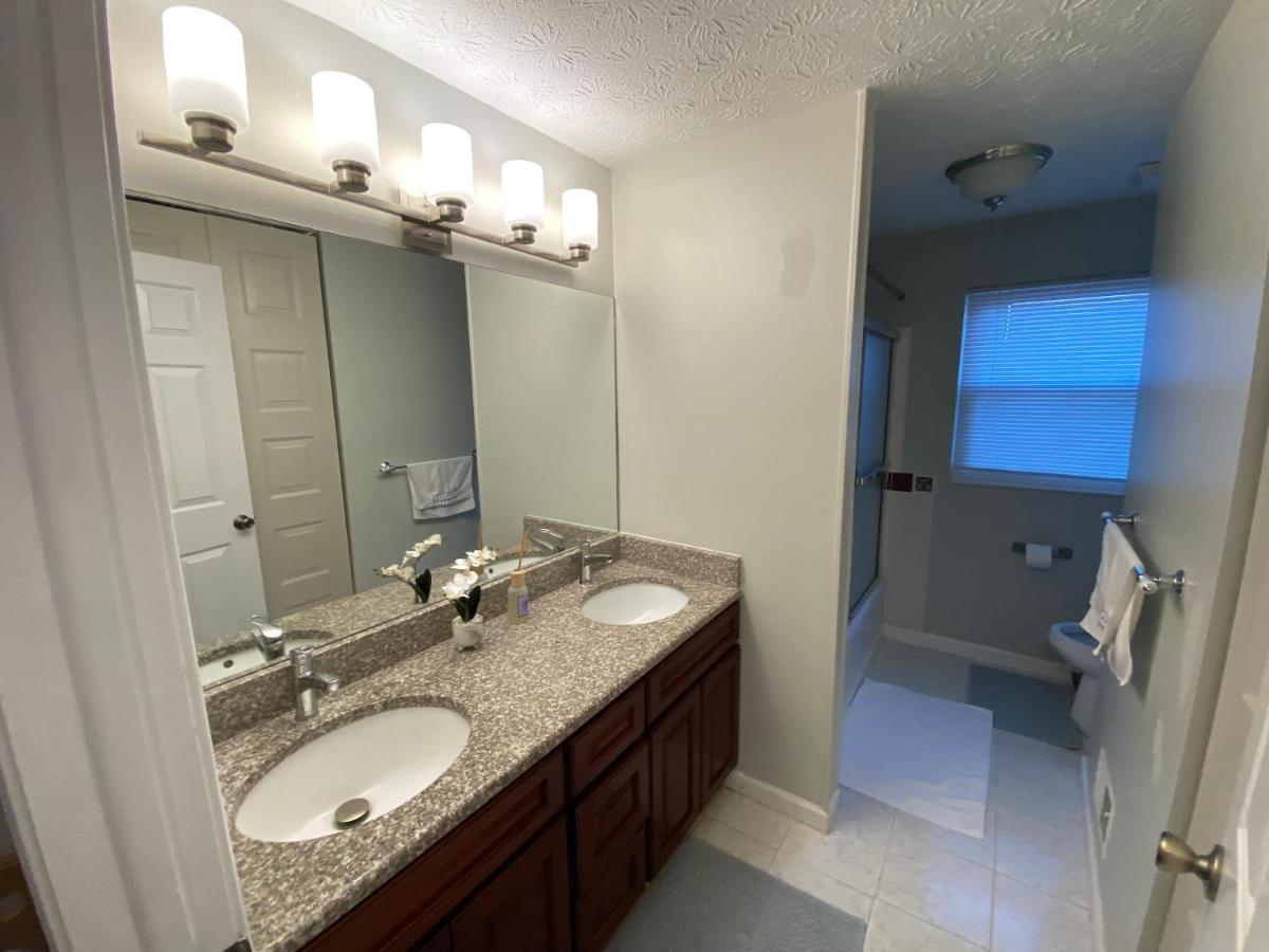 Upgraded, Beautiful 4 Bd Colonial In בסילבר ספרינג מראה חיצוני תמונה